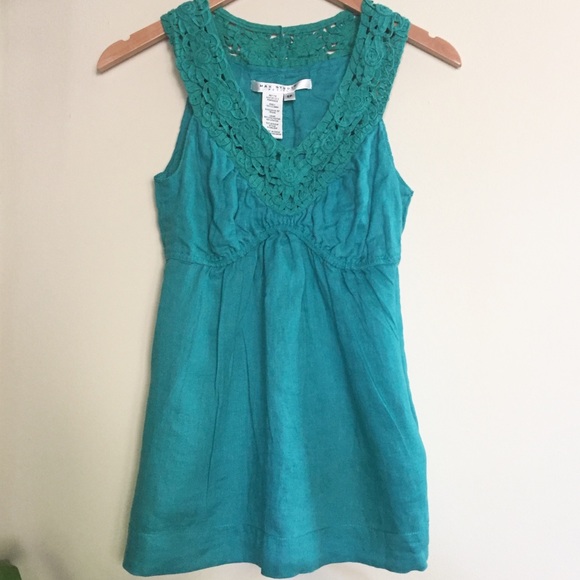 Max Studio Tops - 3/$30!! 💰 Max Studio Petite Linen Teal Tank Top